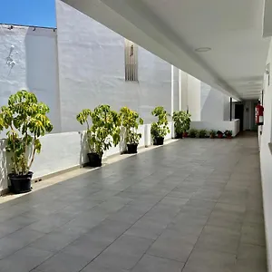 estudio-con-parking-en-el-centro-de-mlaga.hotelsinnerja.org/