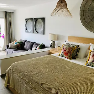 miraflores-luxury-suite-la-cala-de-mijas.es-andalucia.com/